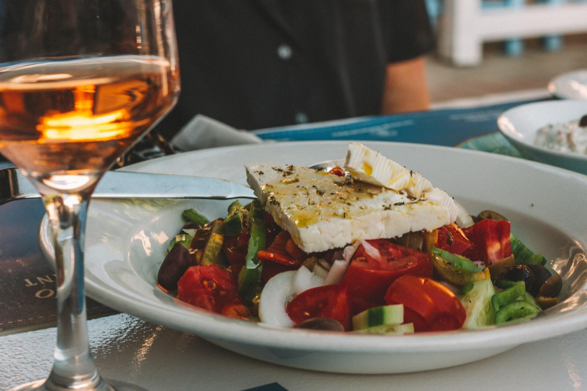 yunan salatası