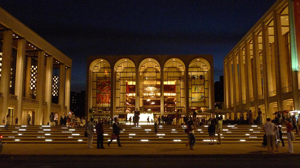 Julliard offers great guitar classes