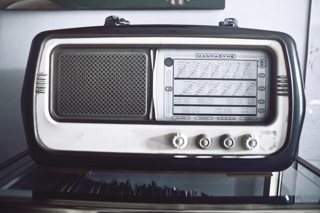 An older black and white radio.