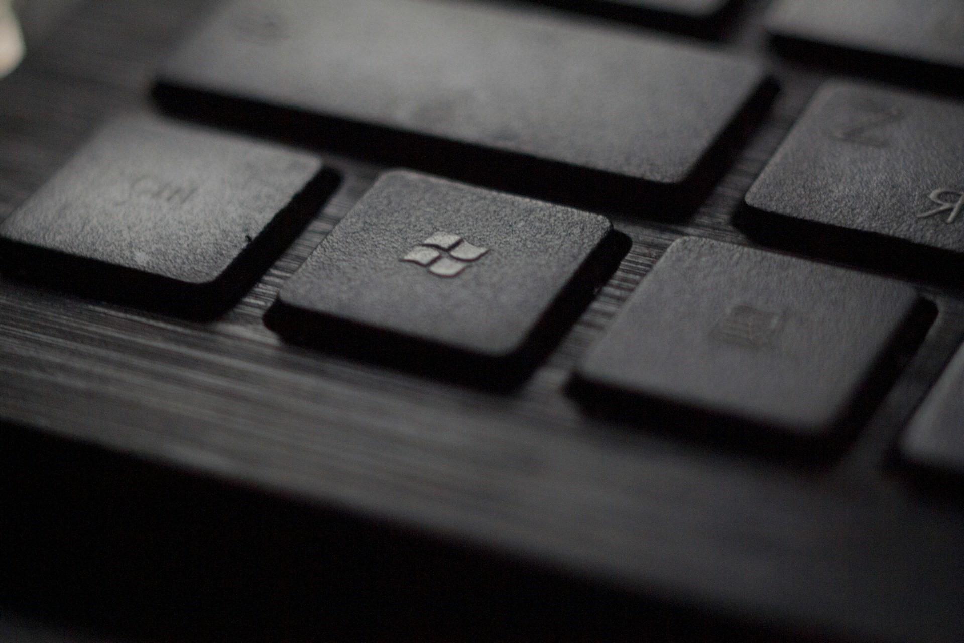 A closeup of the Windows button on a keyboard.