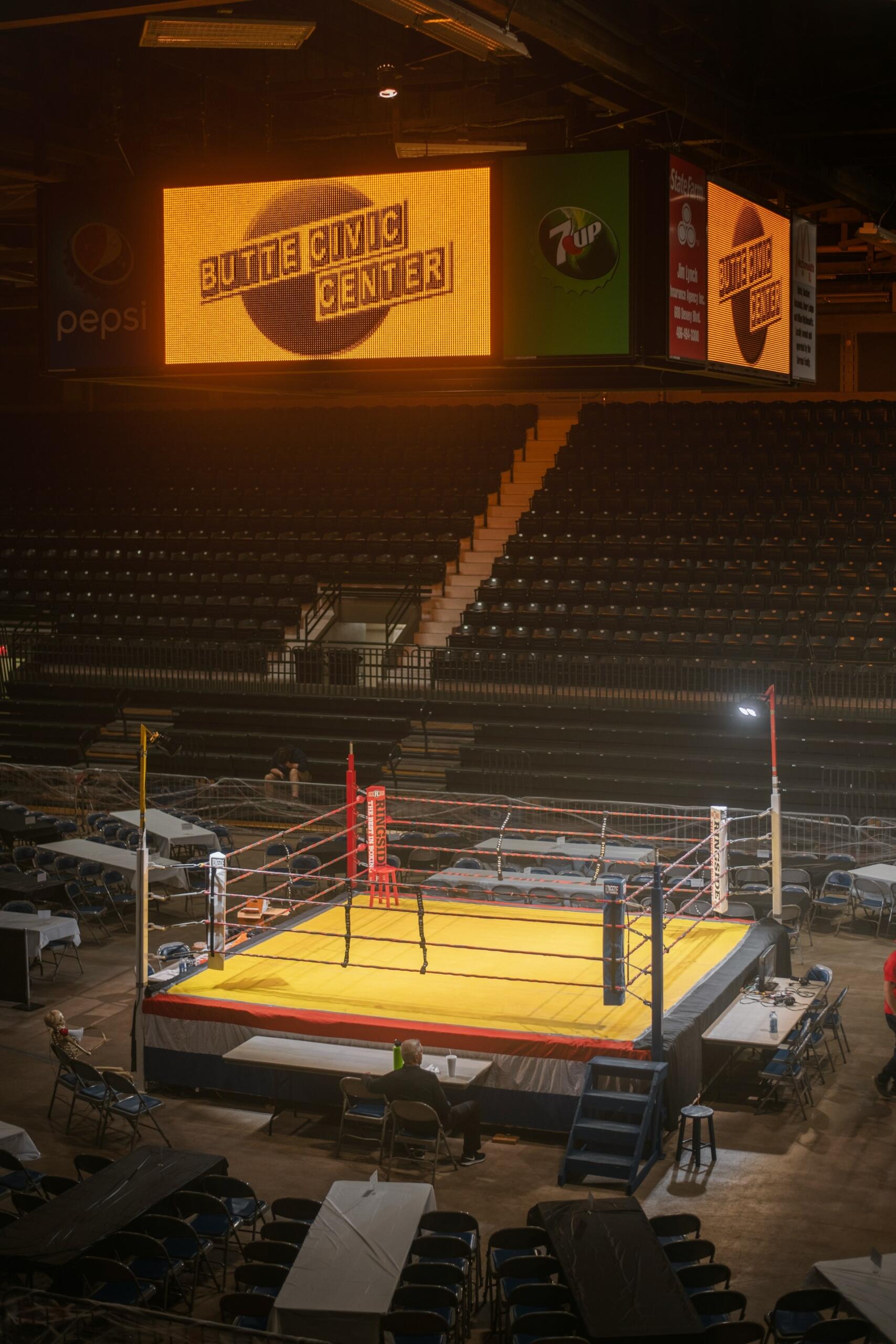 A boxing ring in Butte.