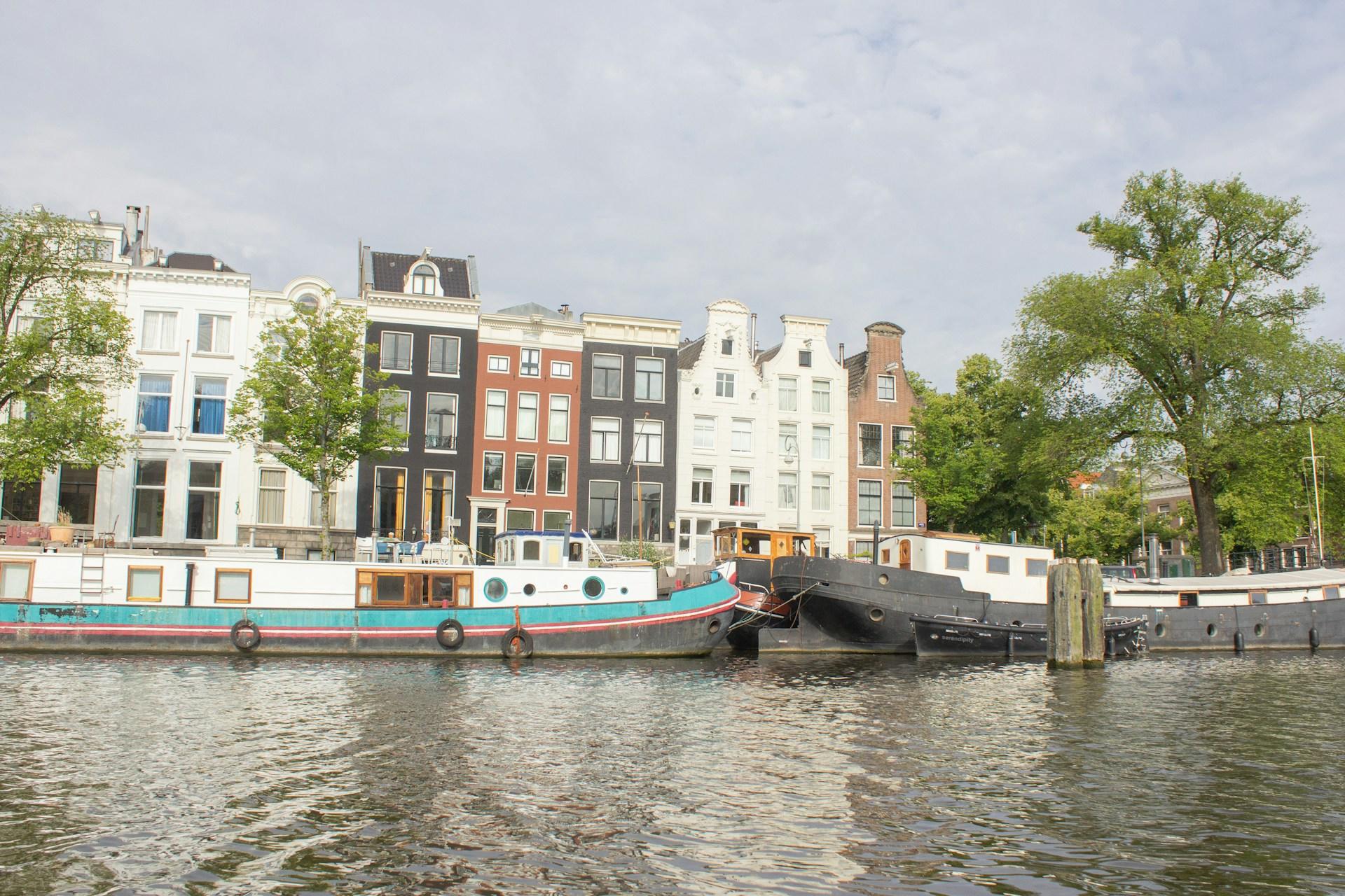 A view of Dutch towns from the water.