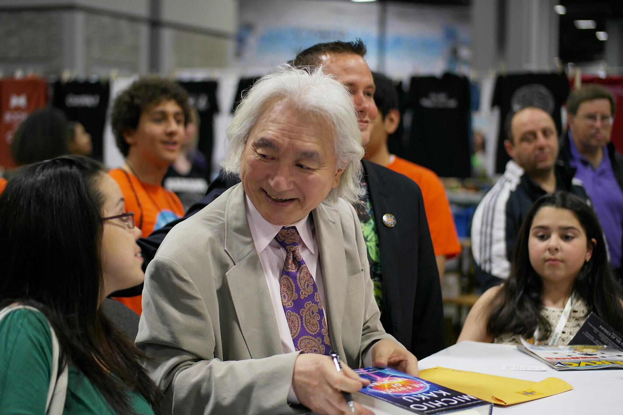 Michio Kaku at a convention.