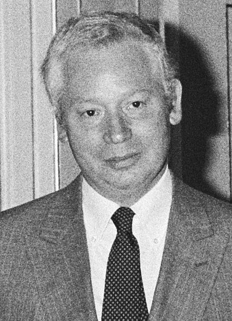 Steven Weinberg black and white portrait in 1983.