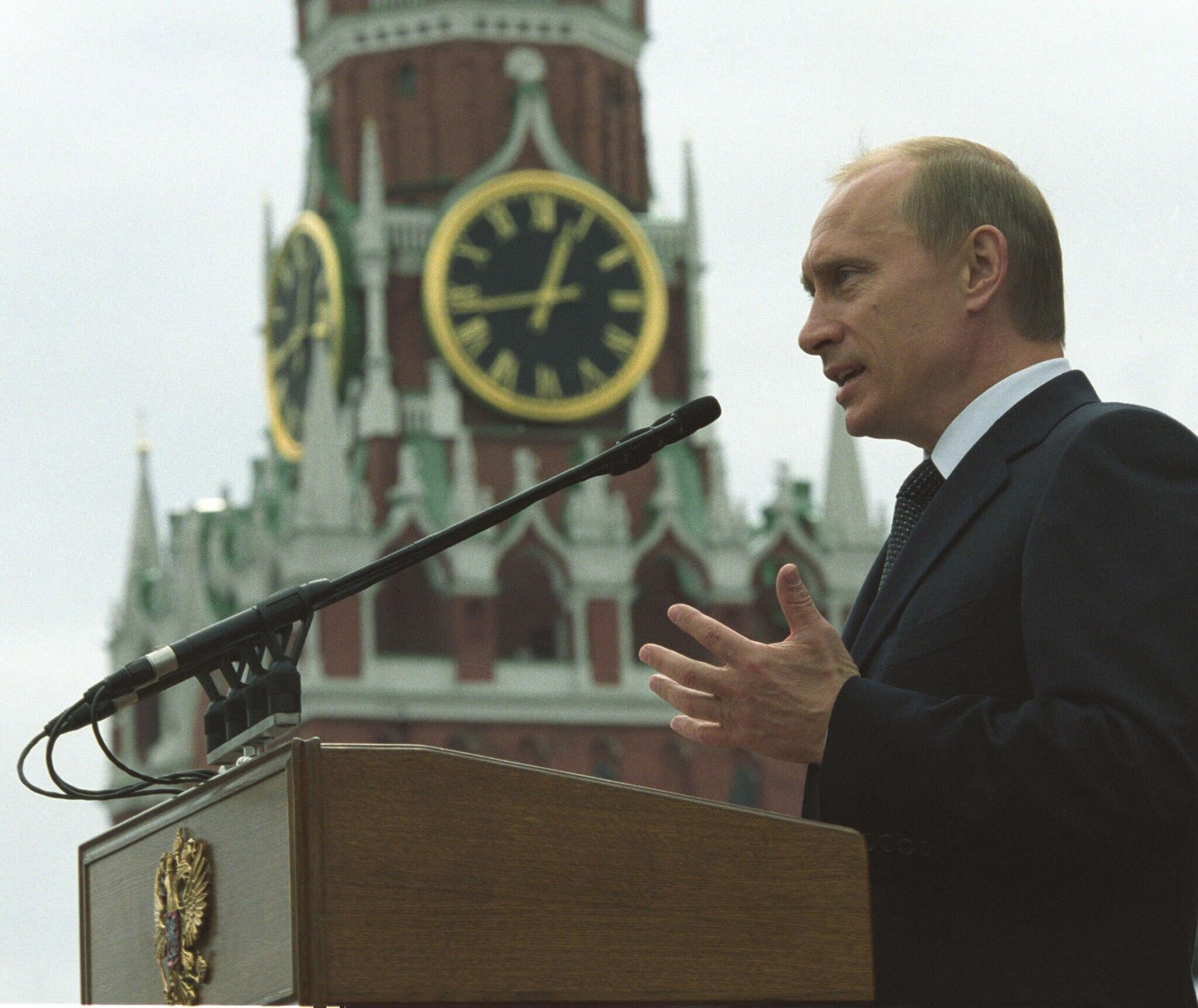 Vladmir Putin giving a speech.