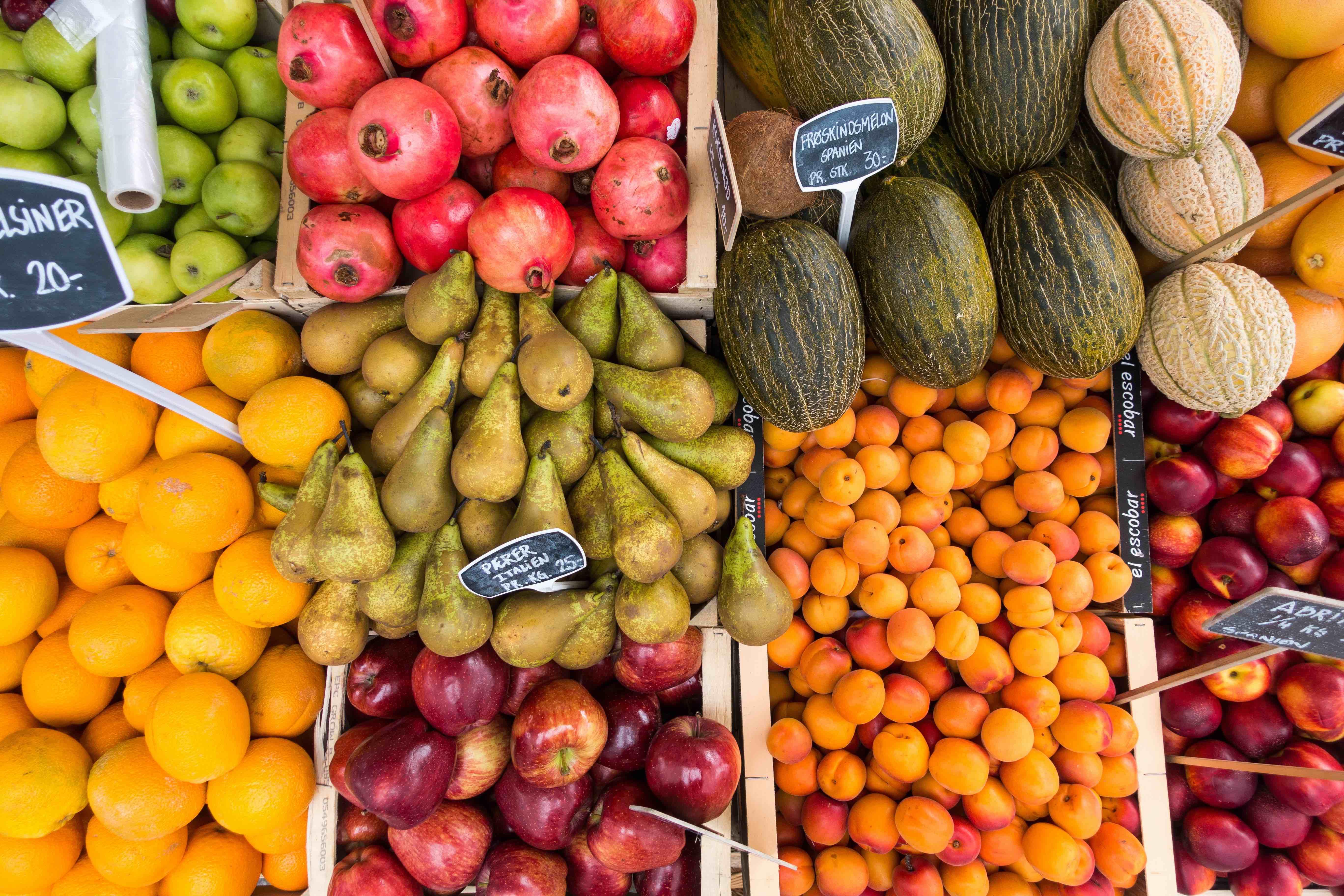 Stay healthy and avoid plastic by using farmer's markets to buy produce