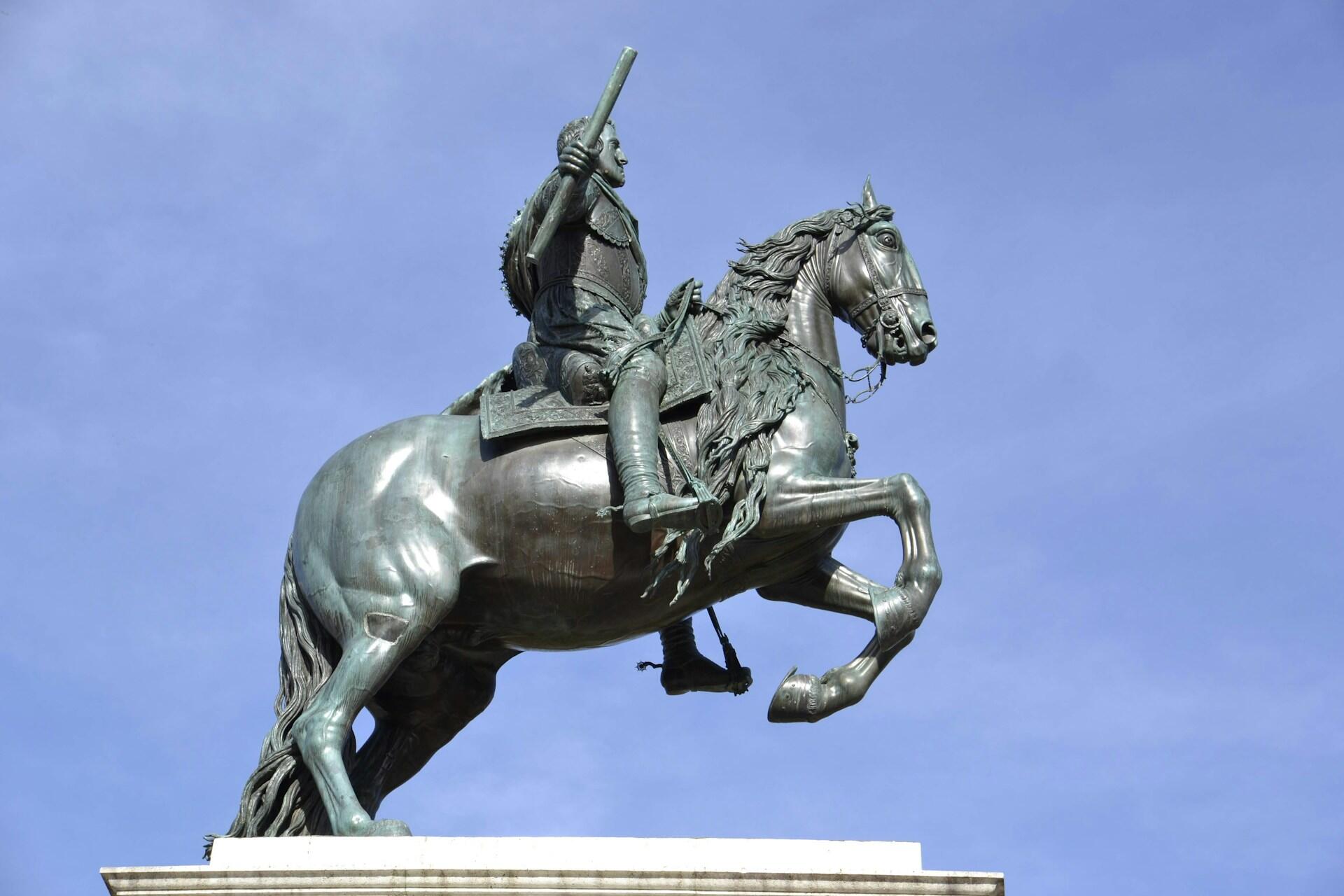 Equestrian statue