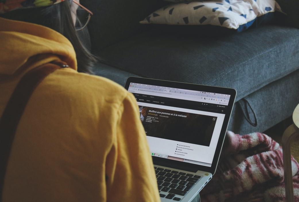 A female student interacting with a native speaker on a laptop to learn Mexican Spanish. Speaking to a Native speaker will only be useful if you have already learned the basic ways of writing and reading the language