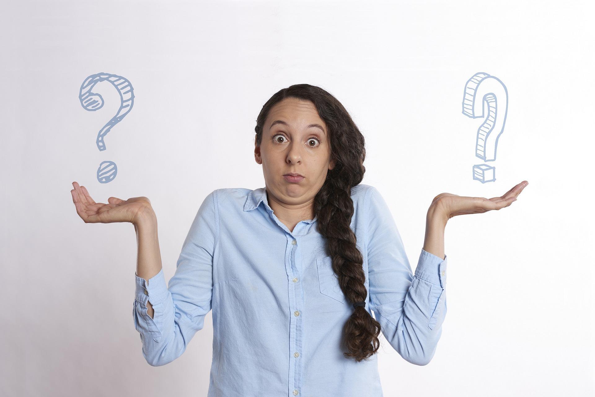 A woman shrugging her shoulders in confusion, with a question mark above each hand she has raised. Feeling confused while choosing which private computer programming tutor to hire is natural. However, Superprof can help make the decision a lot easier for you