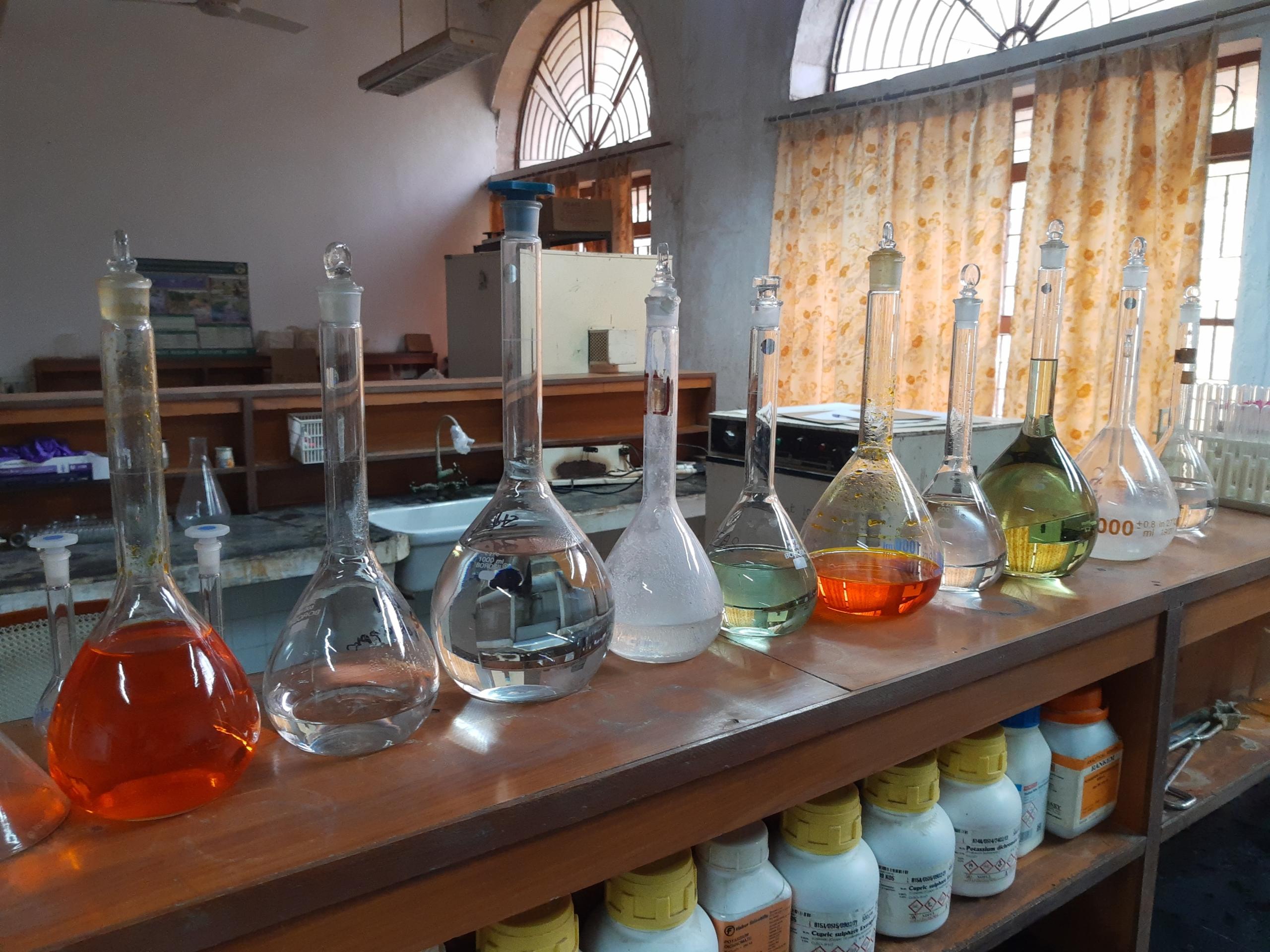 A chemistry lab with different apparatus laid out