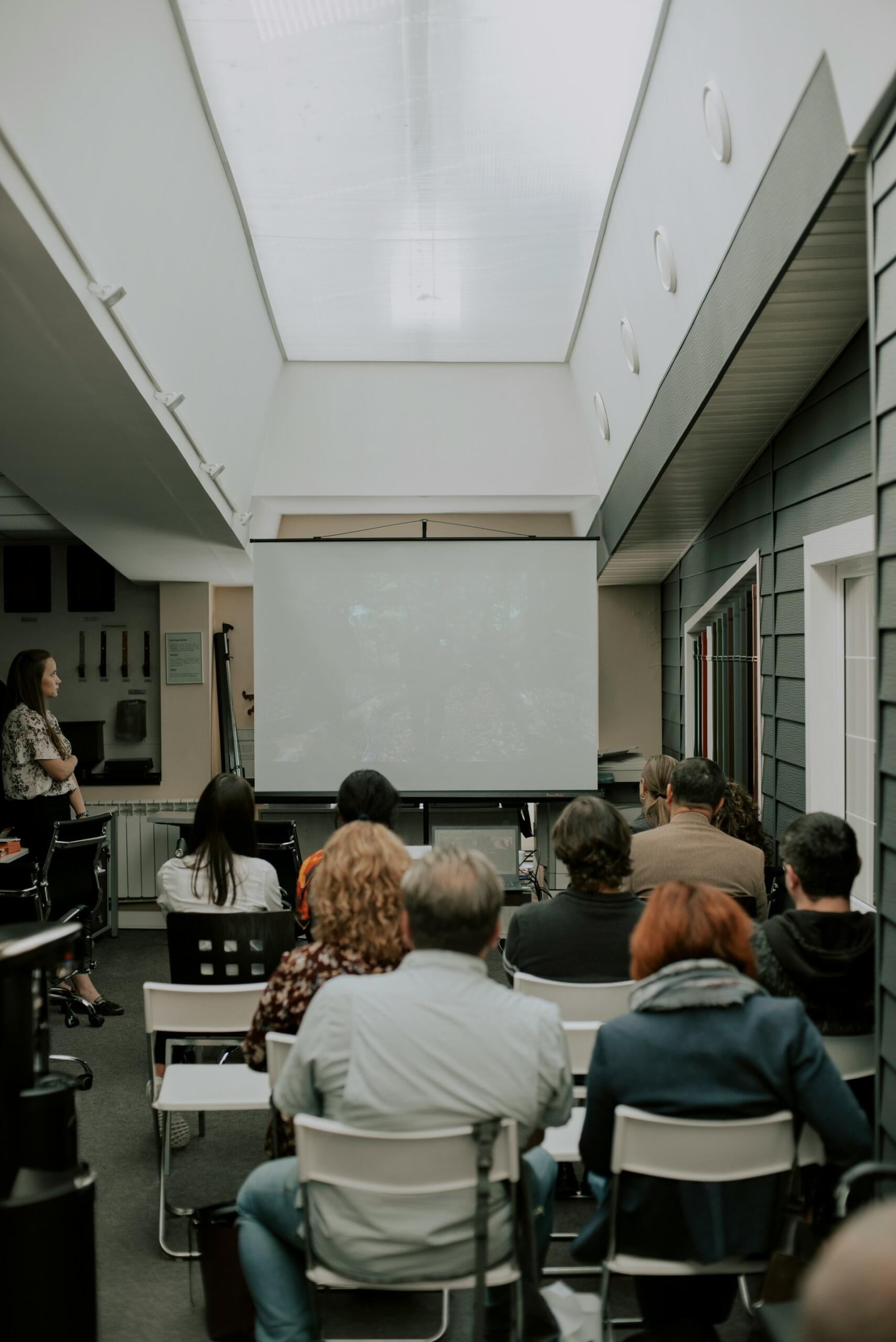 A classroom with older students.