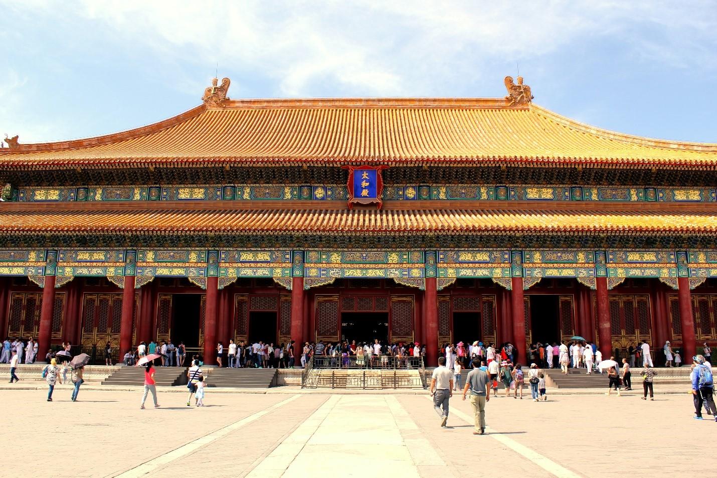Peking University students visiting the famous imperial palace known as Forbidden City