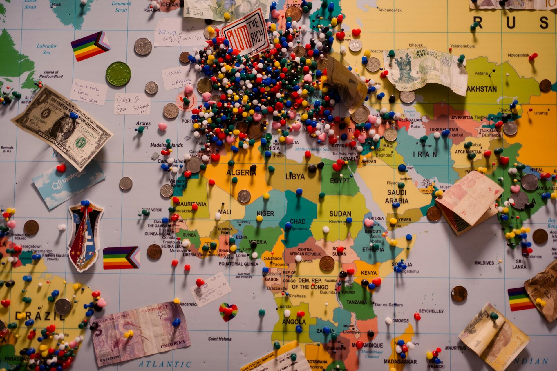 Geographic billboard.