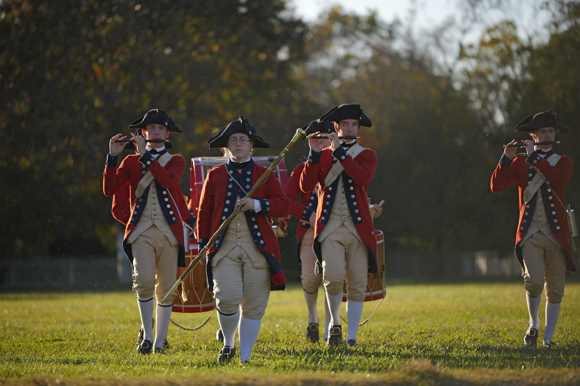 actors wearing historical dress for a reenactment of the American Revolution