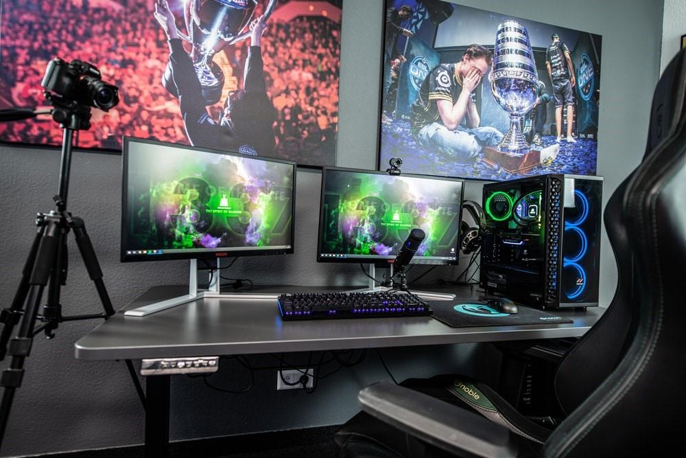 A boot camp set-up for individuals to learn coding.