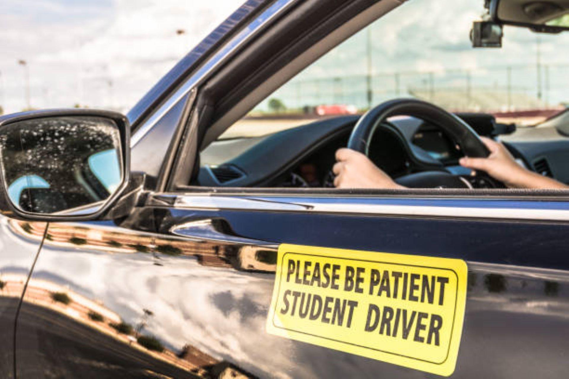 Student driver sticker on the car (Source: istockphoto)