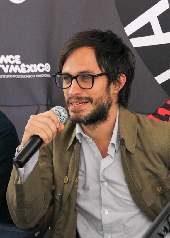 Bernal at Festival Ambulante 2013