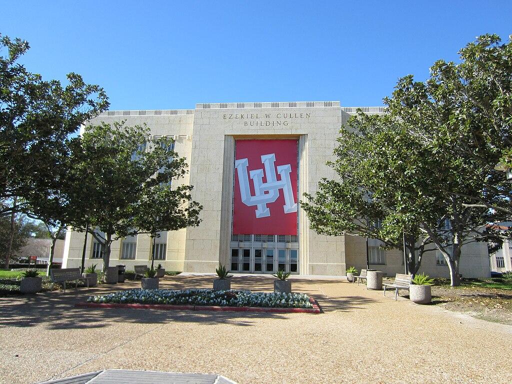 Photo of the front of The Ezekiel W. Cullen Building at the University of Houston in January 2012