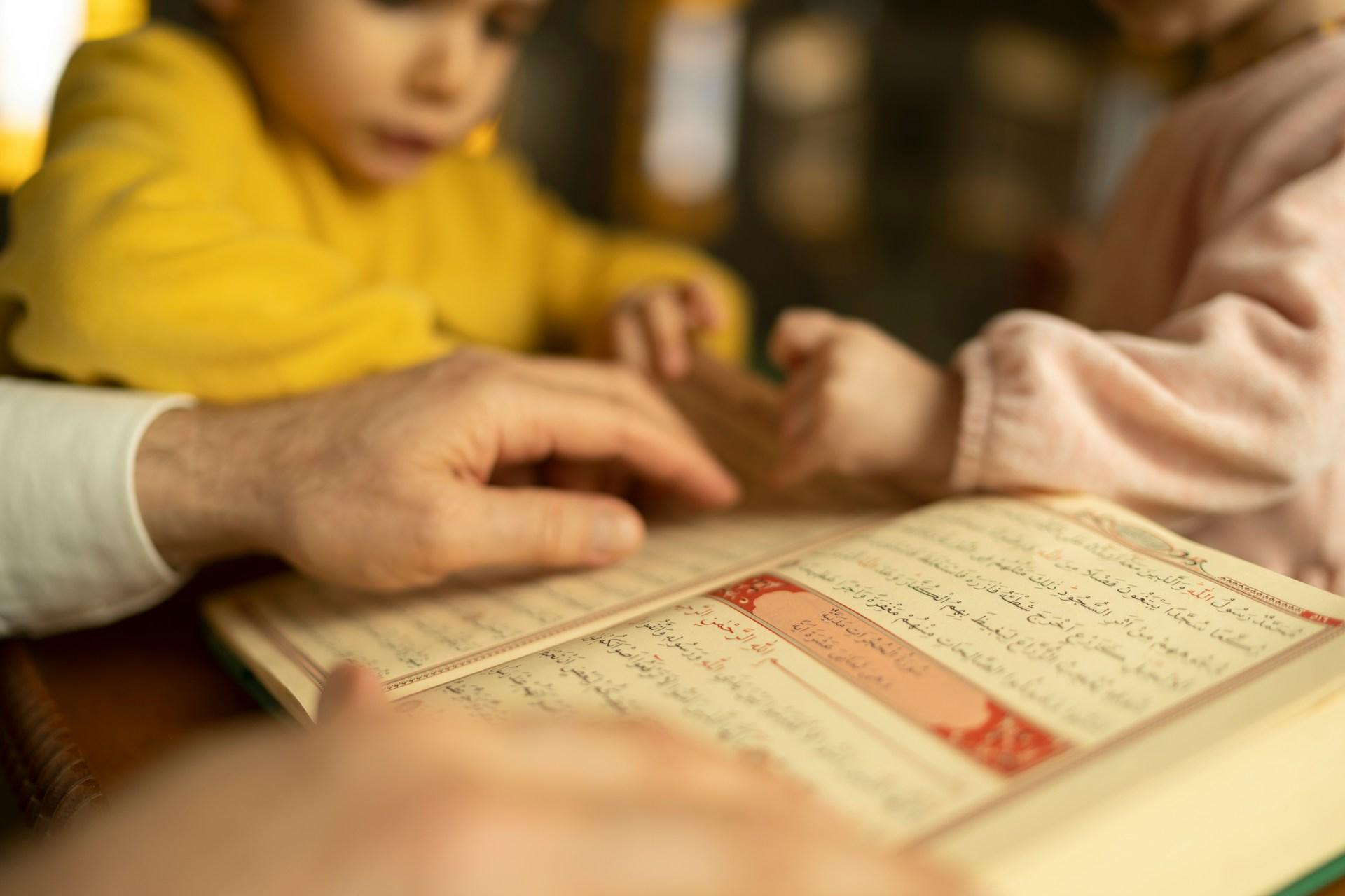 Learn how to read and write in Arabic with Superprof.