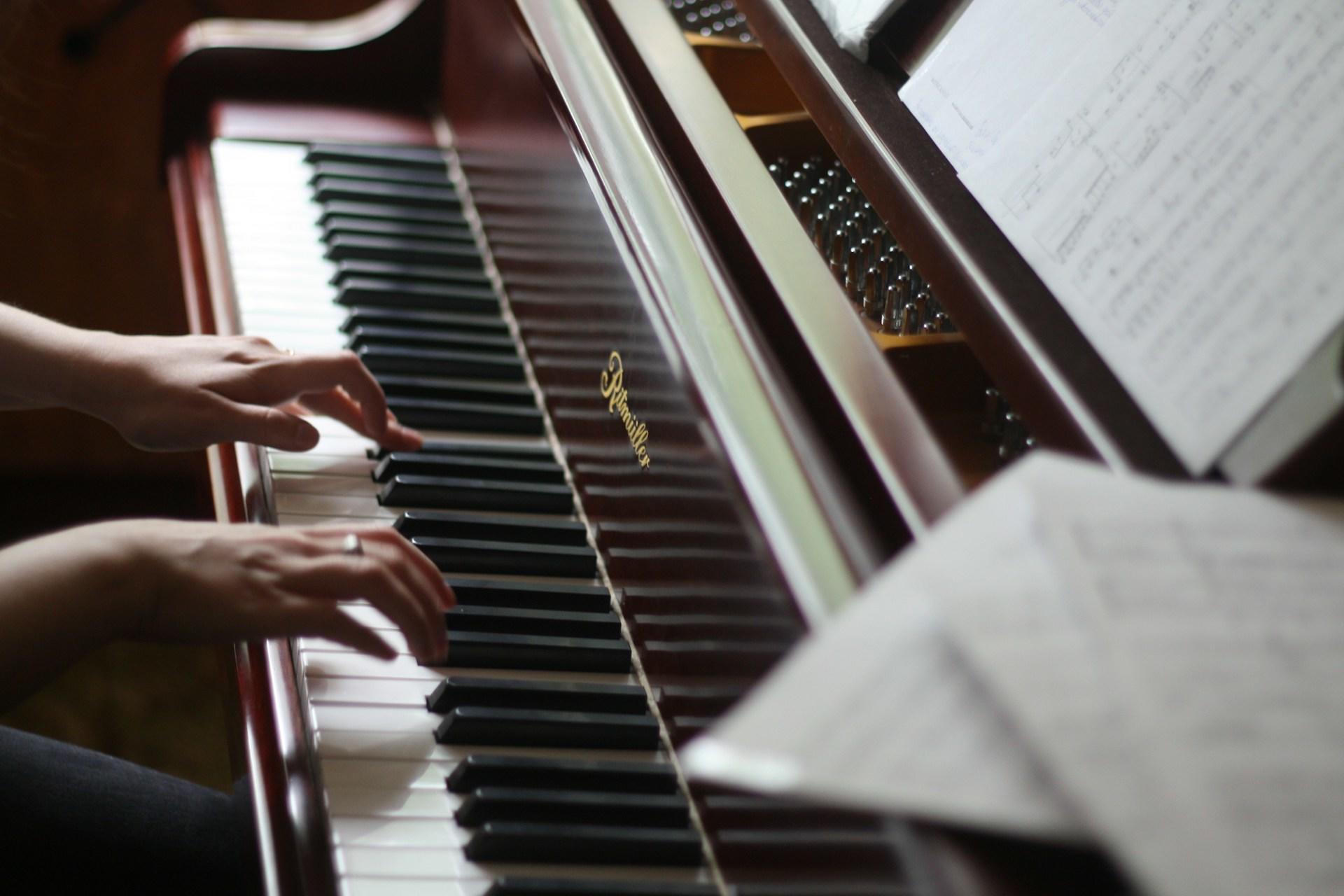 A pianist practising.