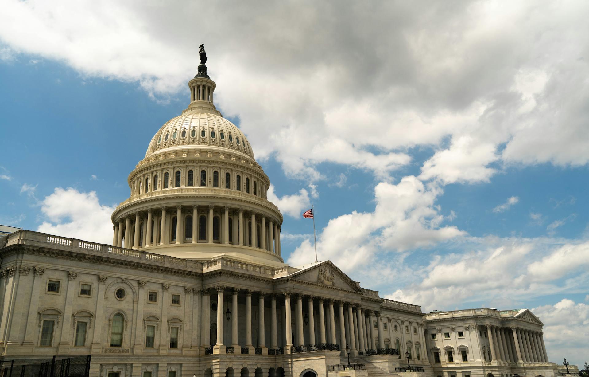 the capitol building in Washington, DC