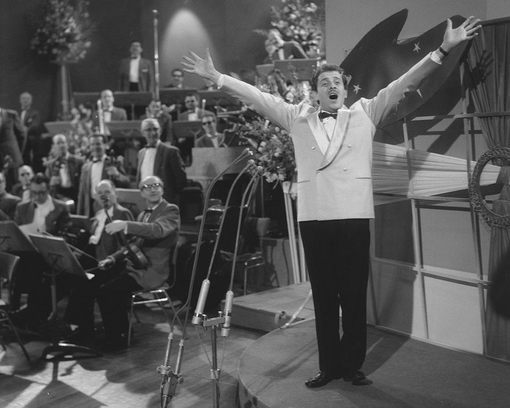 Domenico Modugno on stage.
