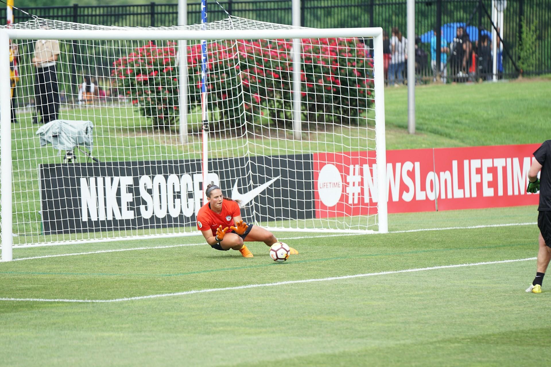 Women's goalie.