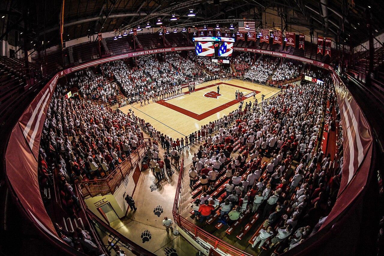 The UW Field House during a volleyball match.