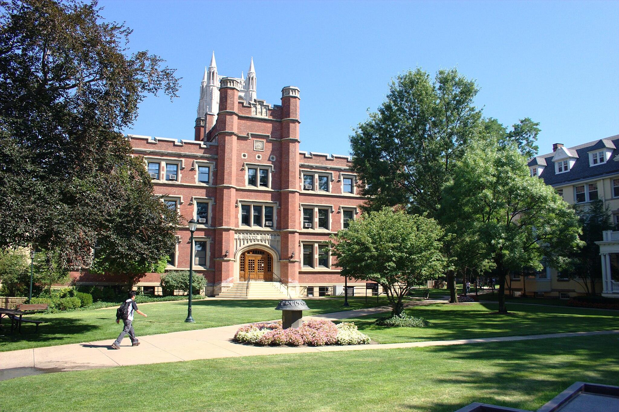 A building on the Case Western Reserve Campus.