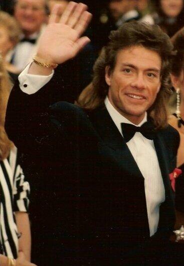 Van Damme in Cannes waving