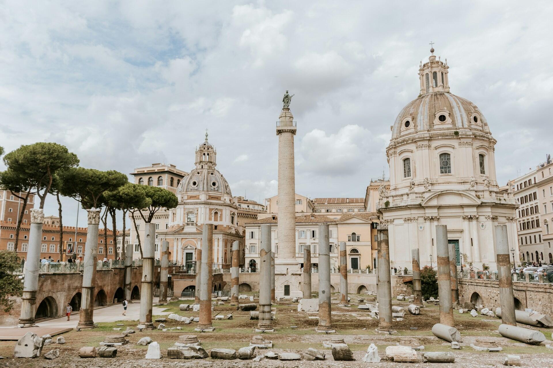 Ancient Roman buildings in Italy.