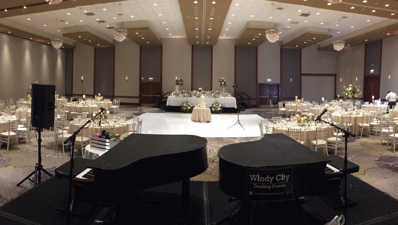 Windy City Dueling Pianos at a wedding.