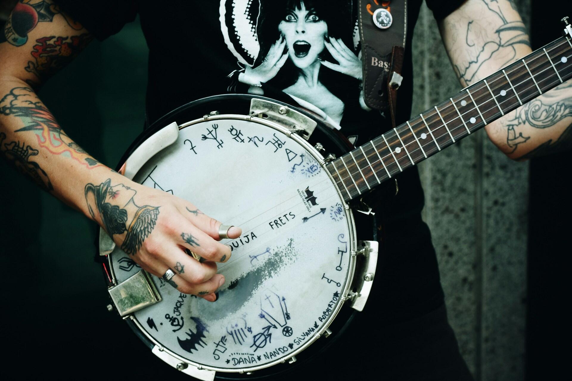 A punk-rock banjo player.