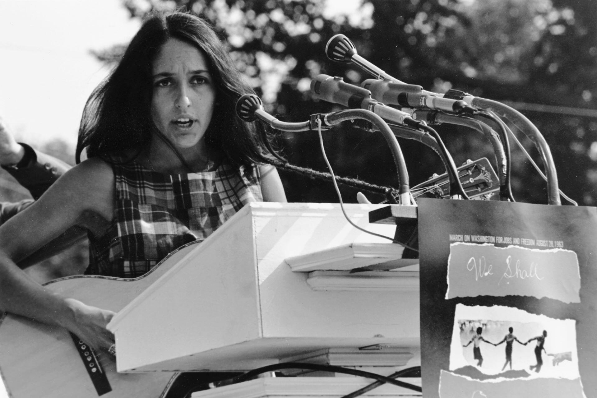 Joan Baez at the March on Washington.