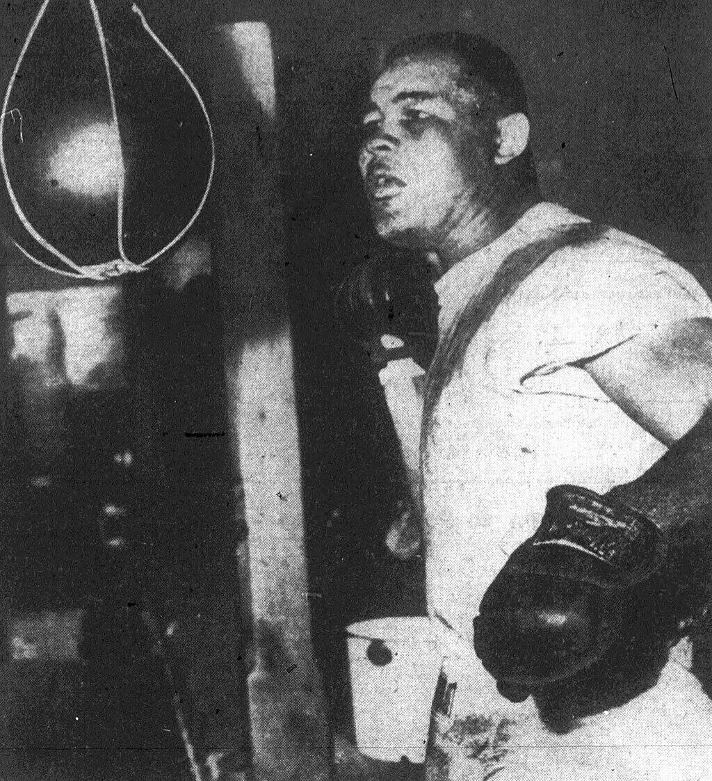 Black and white photo of Joe Louis.