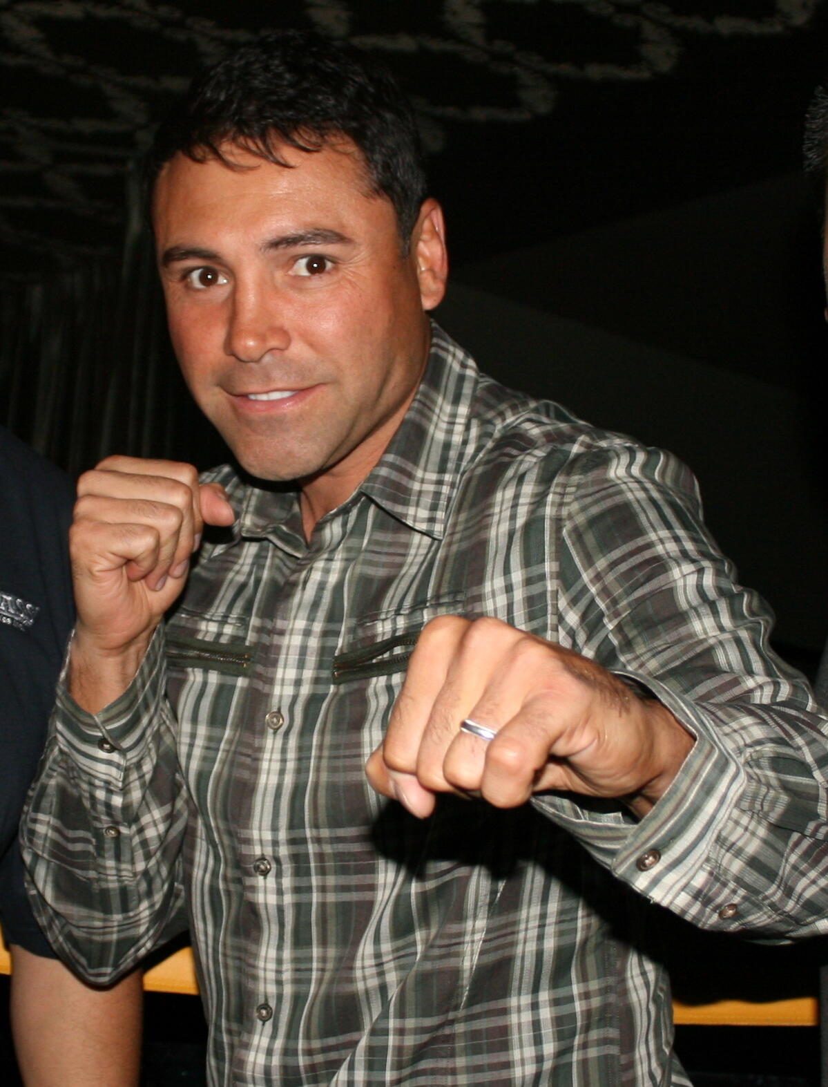 Oscar de la Hoya in a boxing stance.