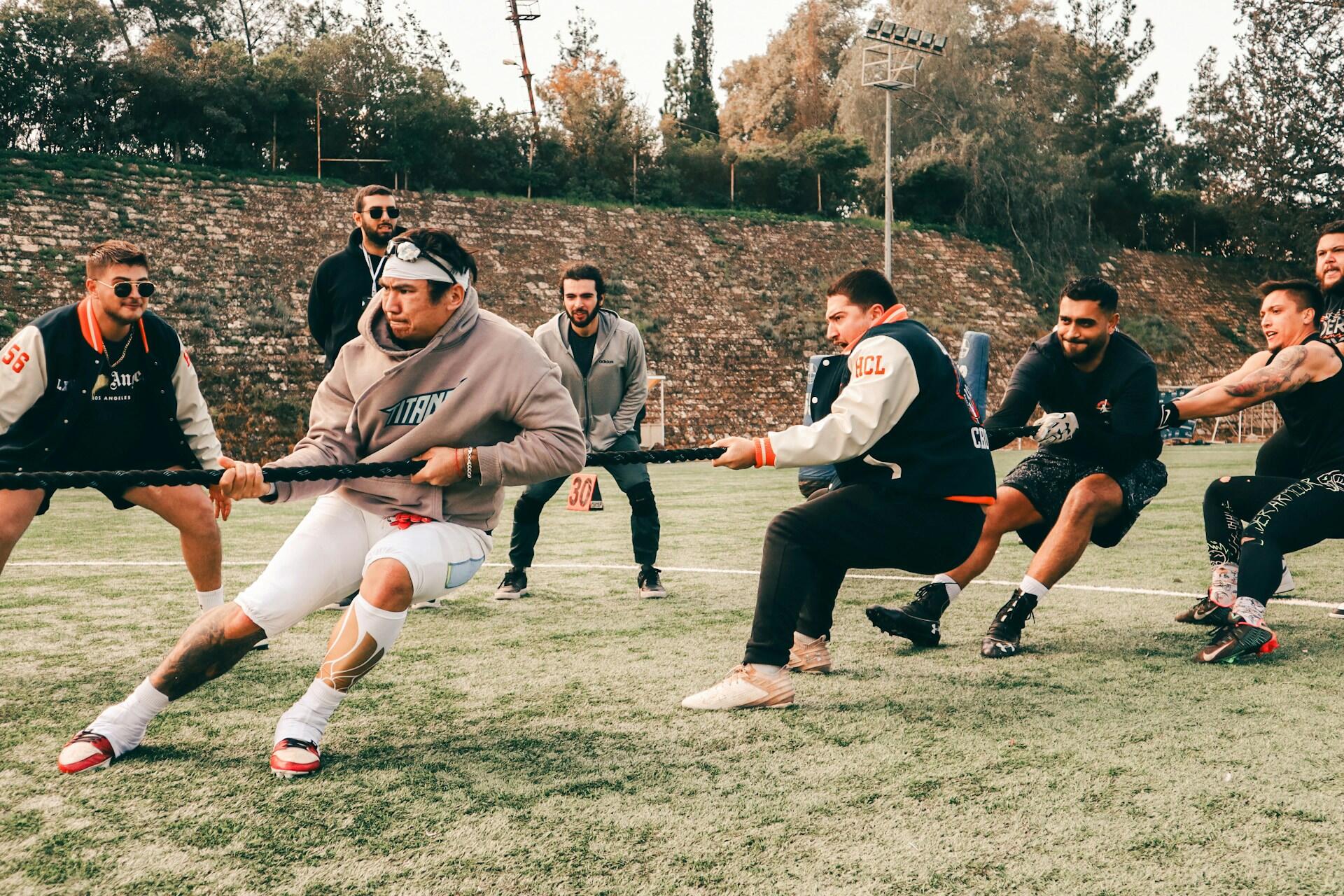 Tug of war game