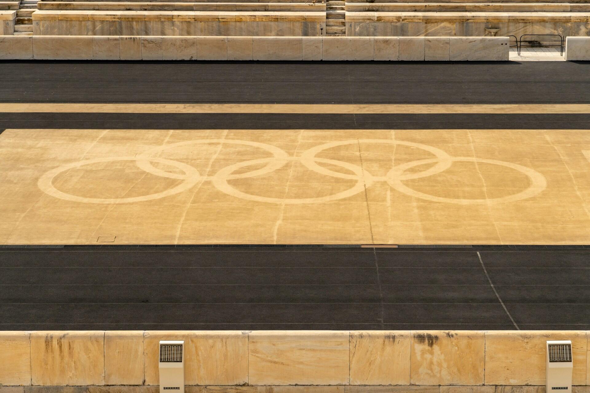 Olympic rings upside down in basketball court