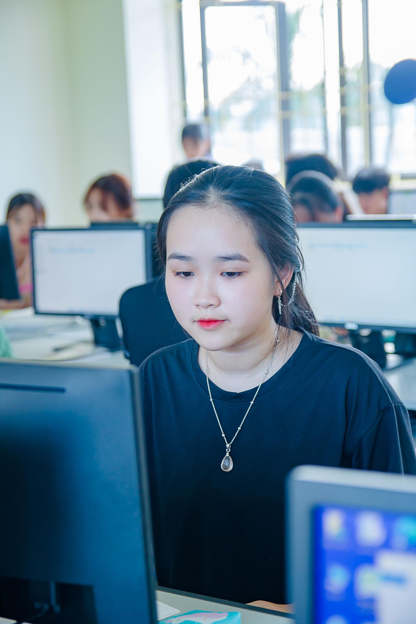 An SAT student is sitting the new digital exam