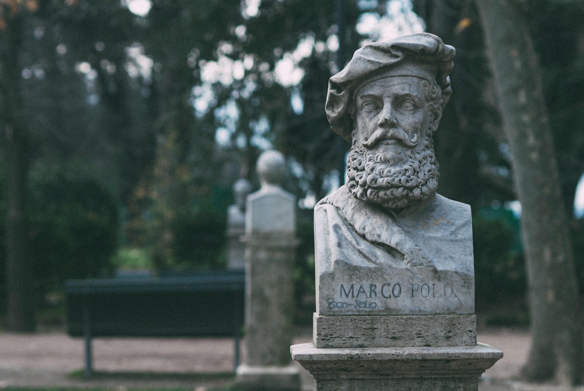 Busto de Marco Polo
