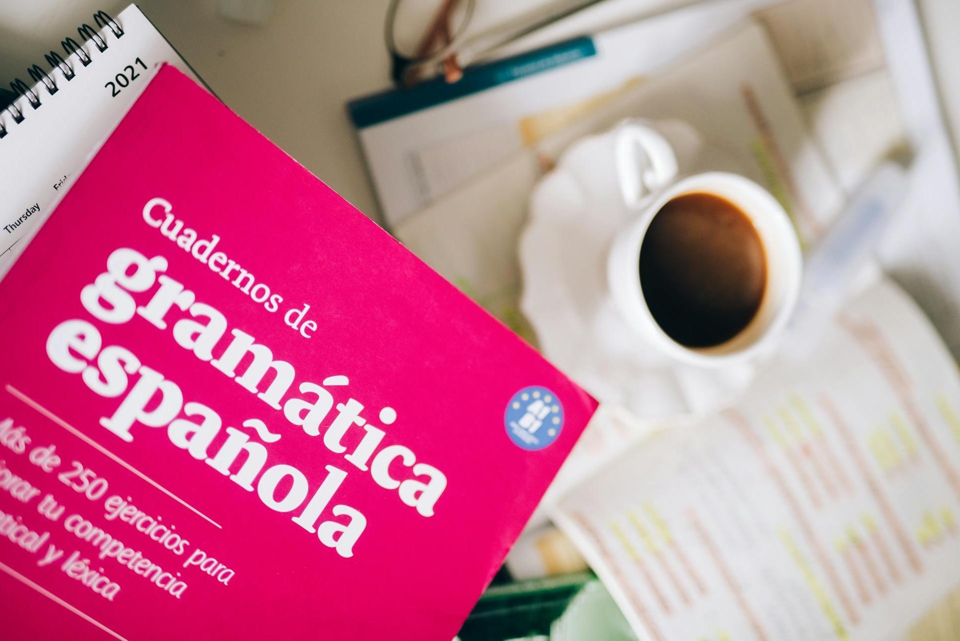 Libro de gramática española