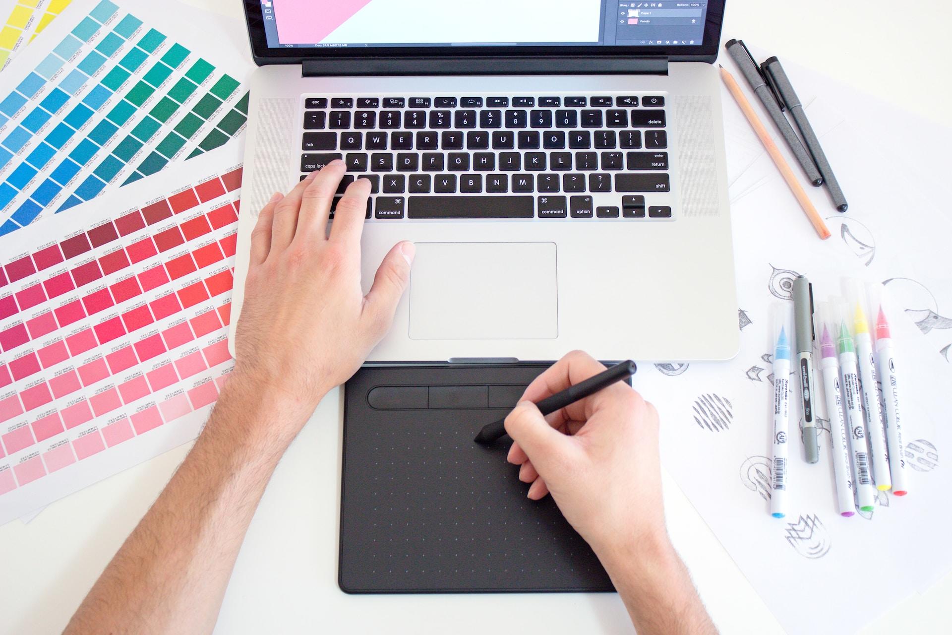 Computadora y herramientas de diseño