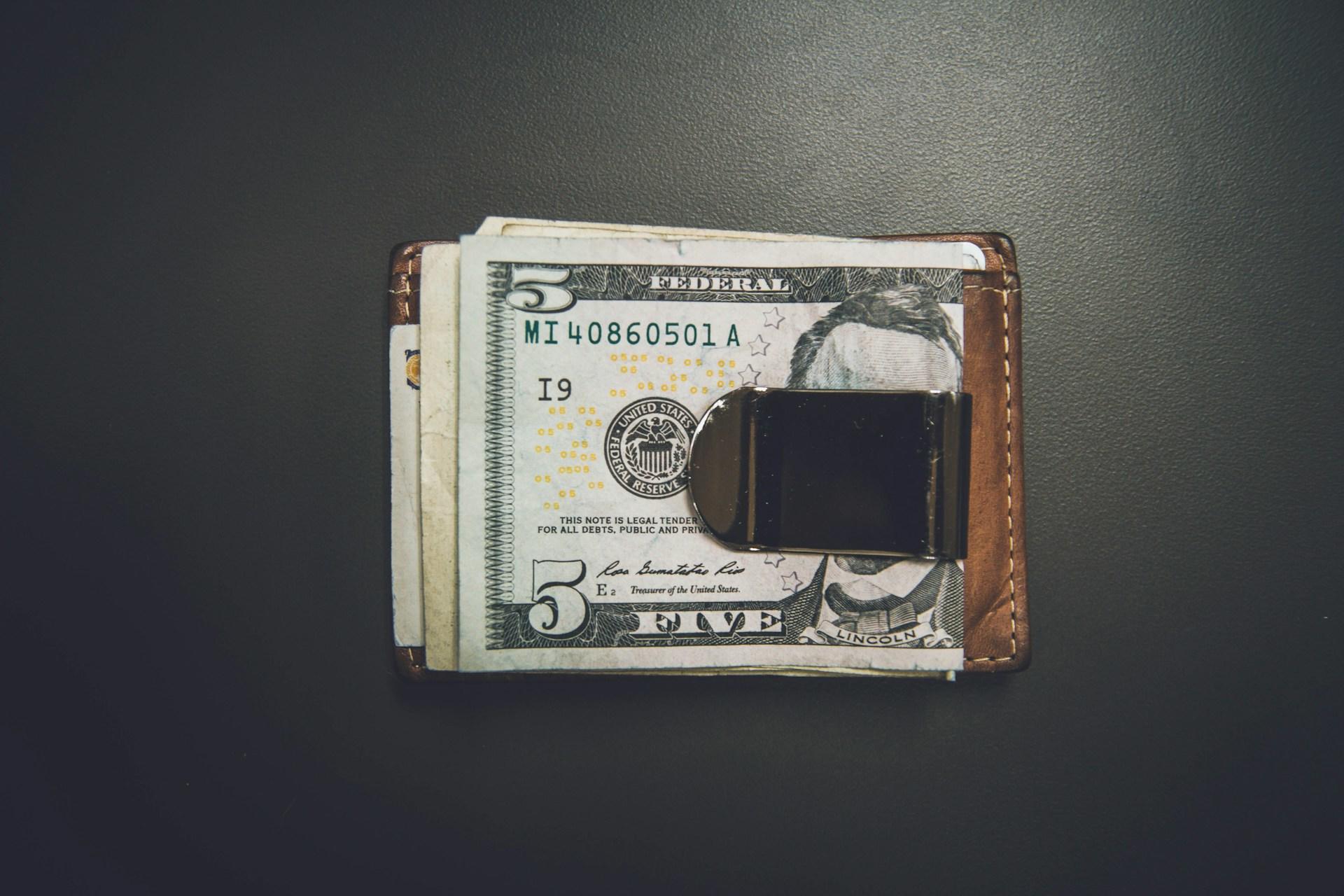 Dinero en una billetera