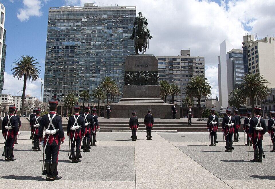 Plaza de la independencia en Uruguay
