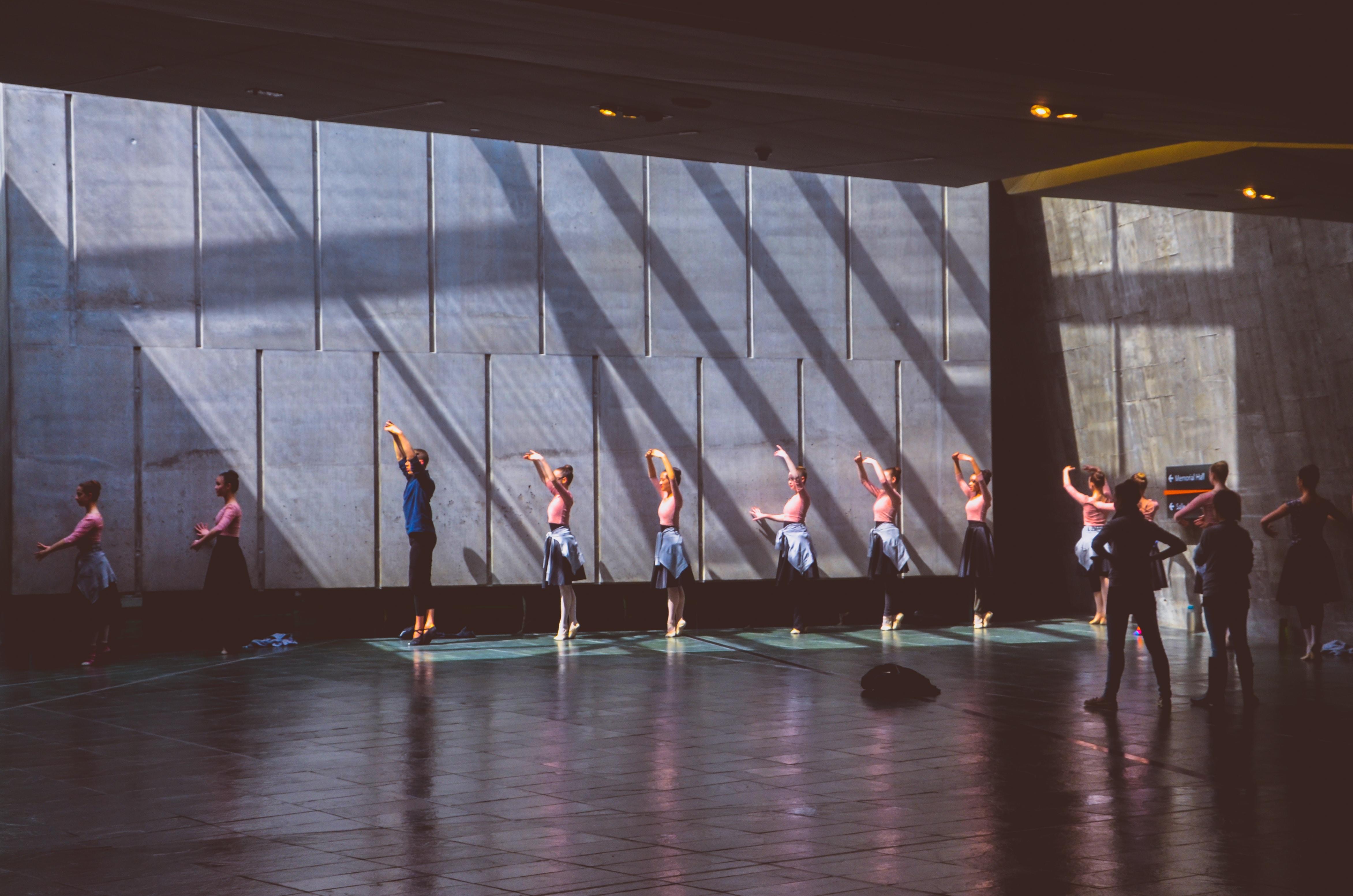 ballet dancers in dance class