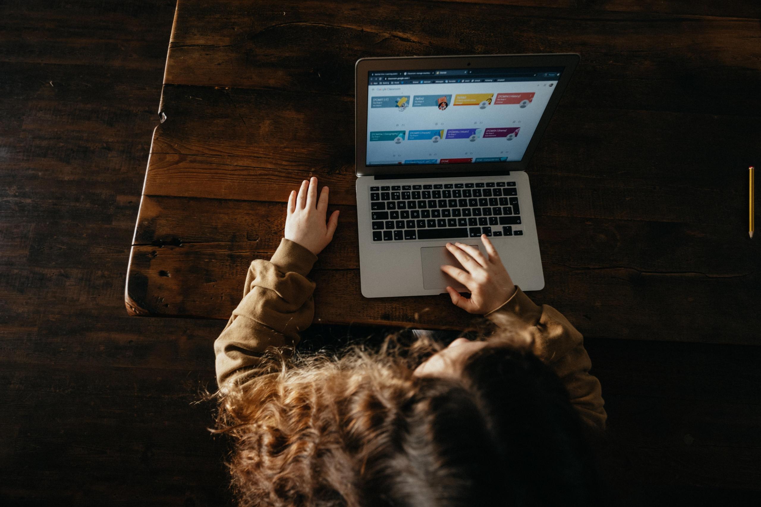girl working on laptop