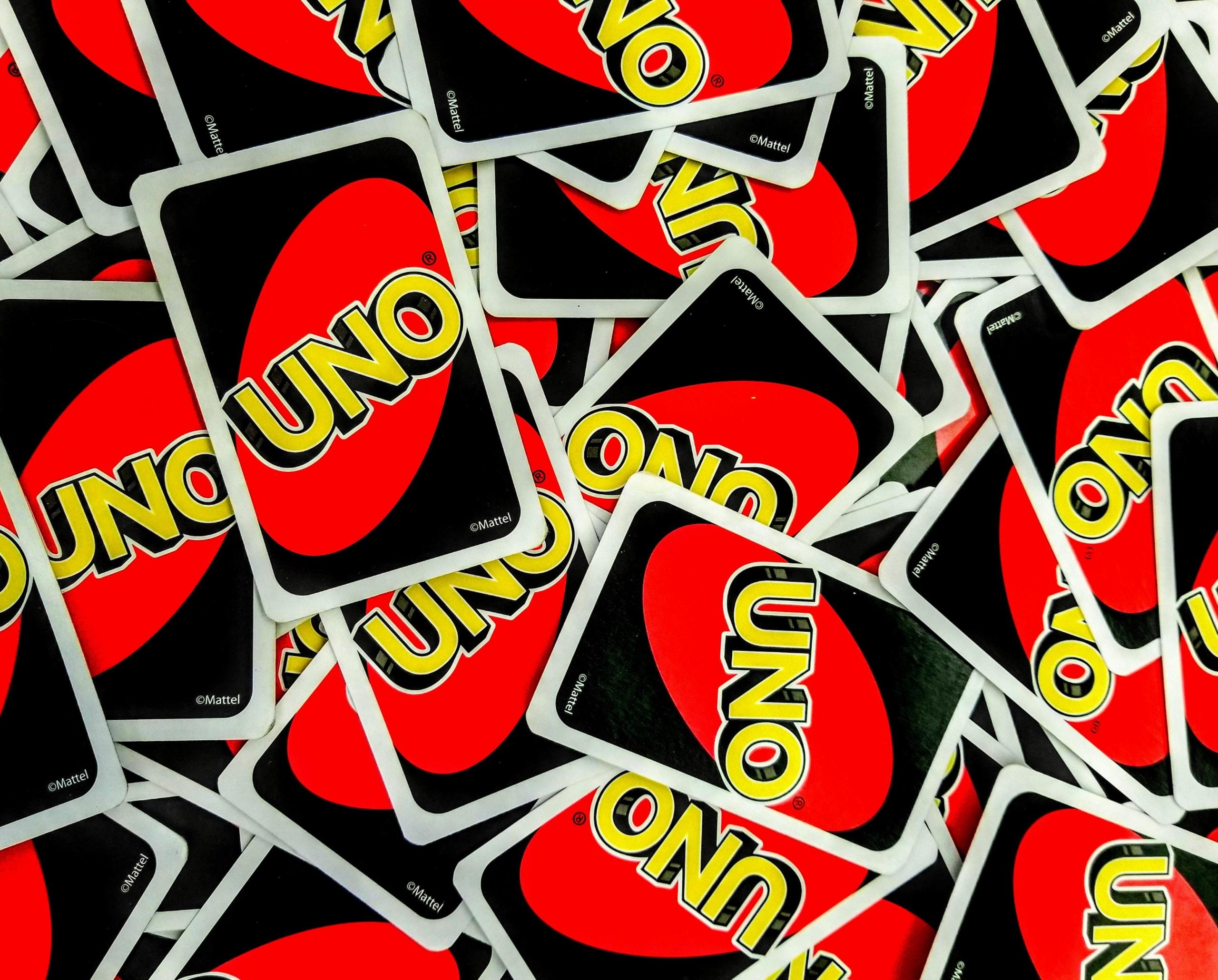 set of uno playing cards