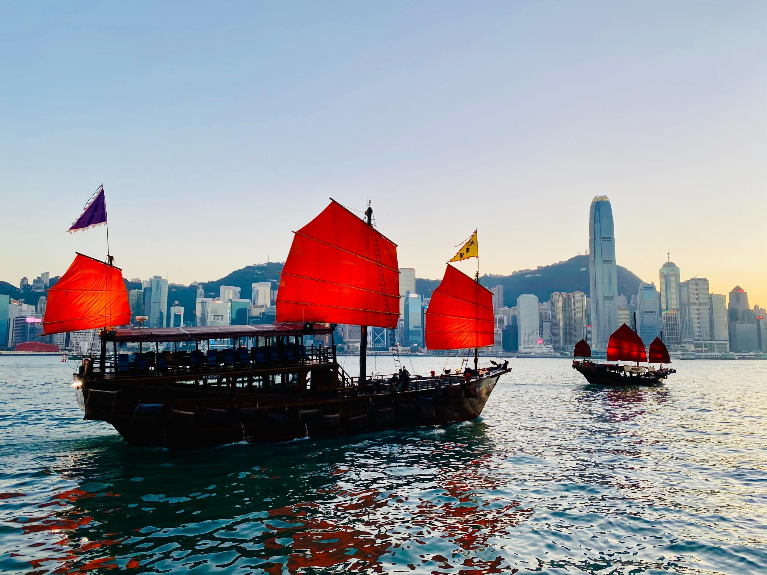 Duk Ling Chinese junk boat in Victoria Harbour