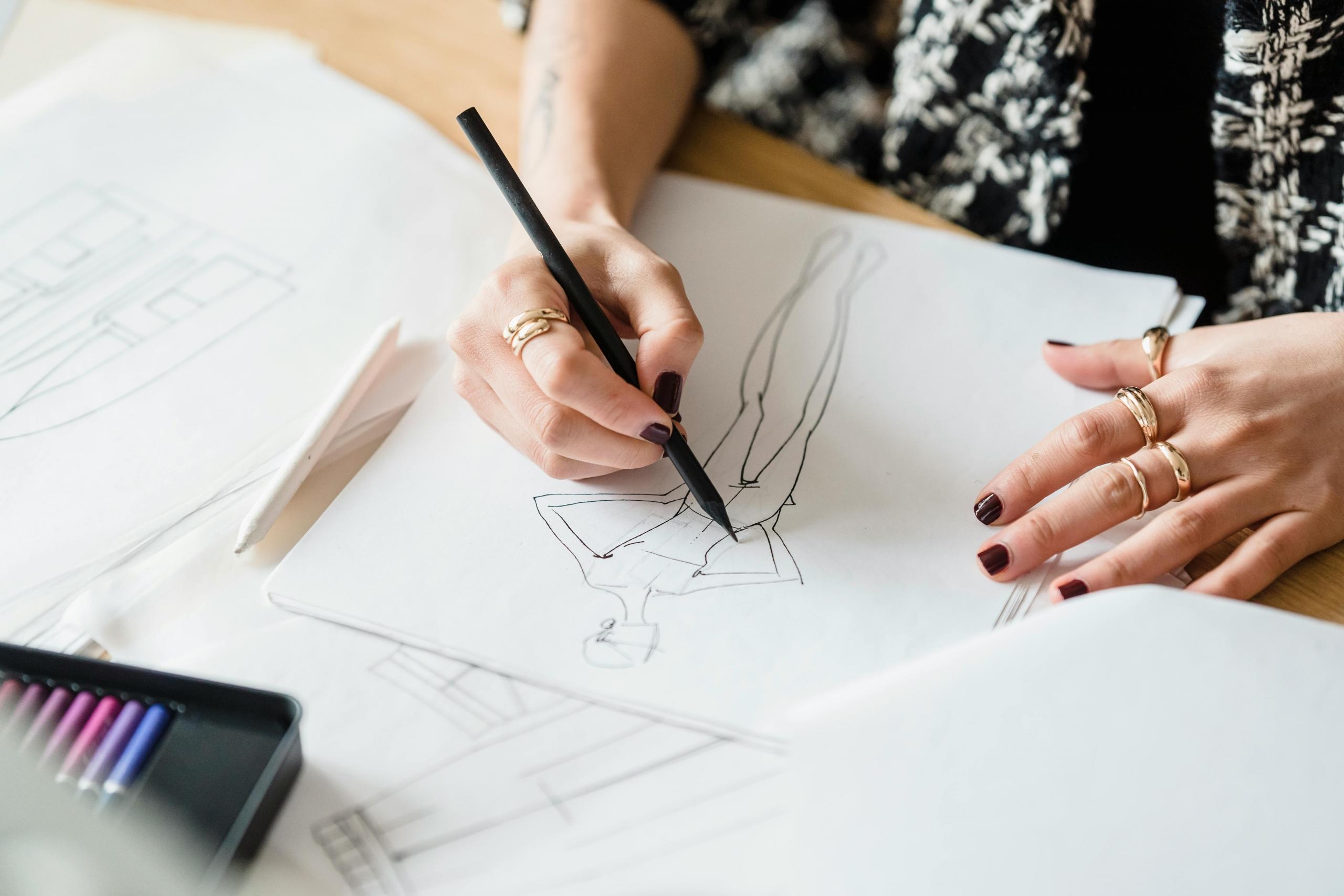 How to become a fashion designer. 