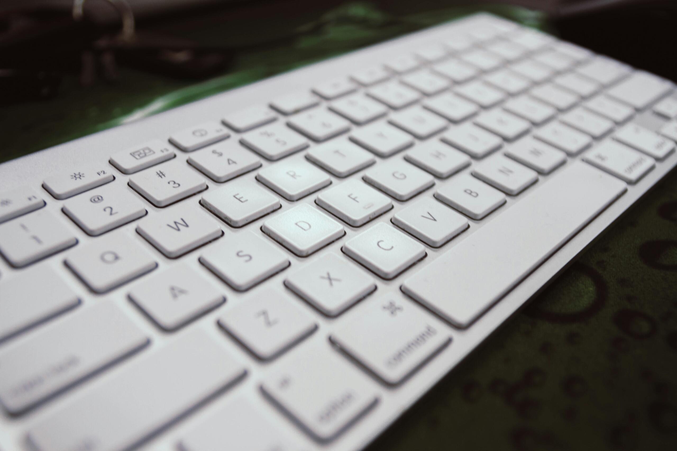 QWERT keyboard